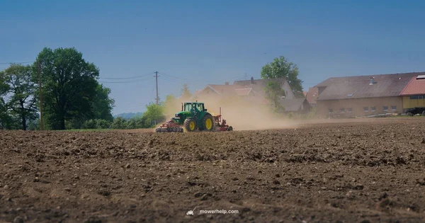 Large Yard Mower Guide - Mower Help